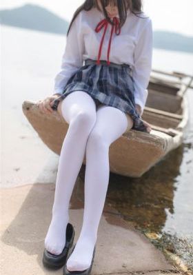 亲爱的老师在线观看免费视频高清_BD韩语免费观看